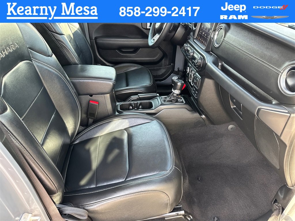 Used 2023 Jeep Wrangler Unlimited Sahara image 15