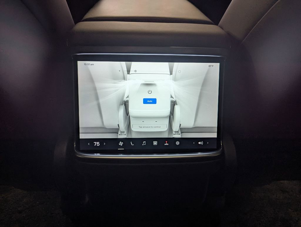 Used 2024 Tesla Model X image 60