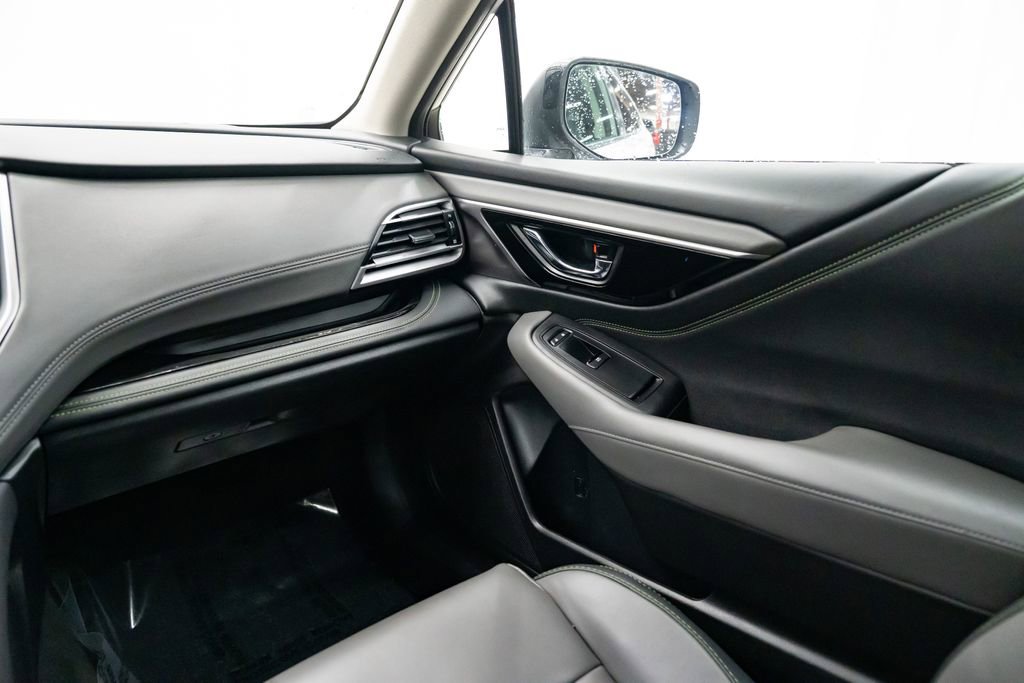 Used 2023 Subaru Outback Onyx Edition image 10