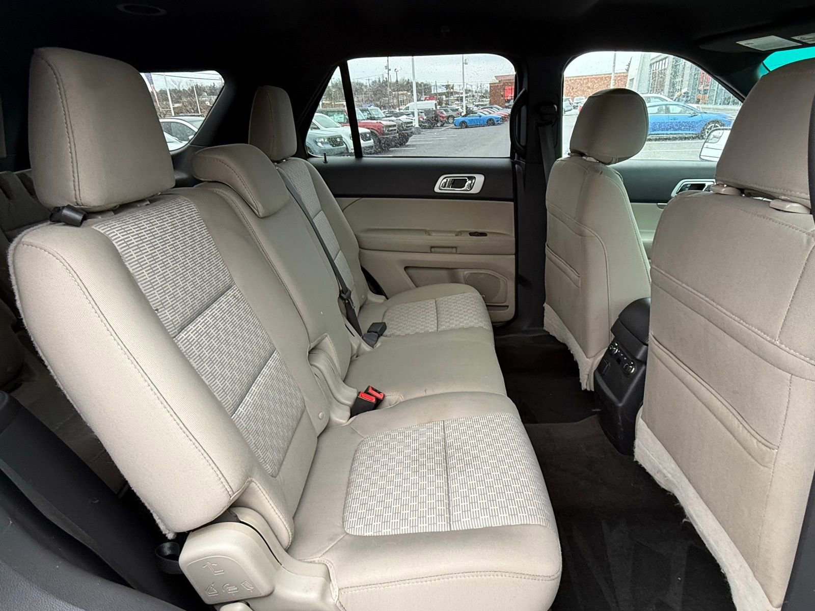 Used 2015 Ford Explorer XLT w/ Equipment Group 201B image 15