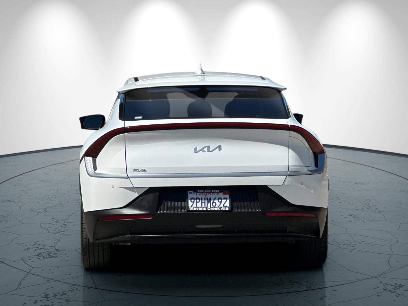 Used 2024 Kia EV6 Light RWD image 5