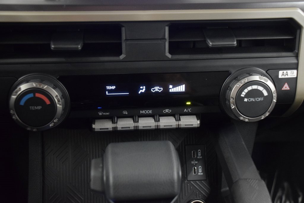 Used 2025 Toyota Tacoma SR5 image 25
