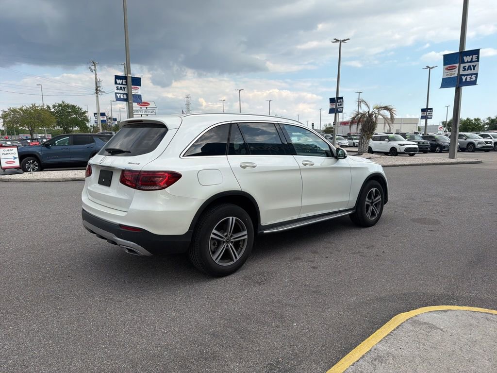 Used 2020 Mercedes-Benz GLC 300 4MATIC w/ Multimedia Package image 5
