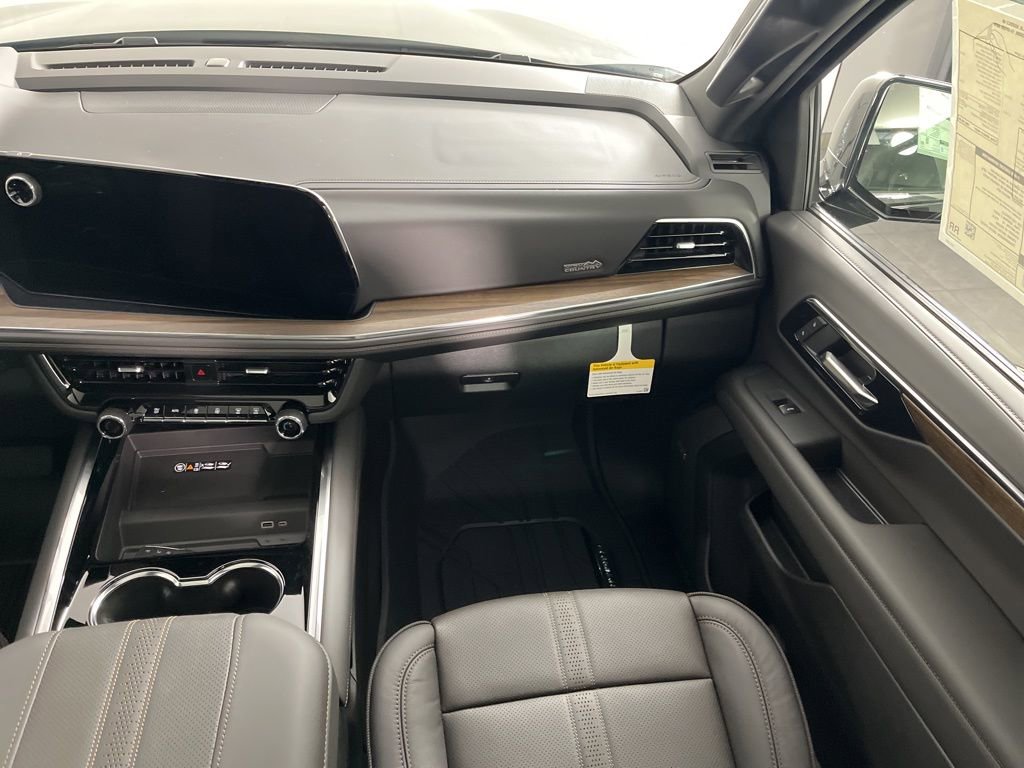 New 2026 Chevrolet Tahoe High Country image 18