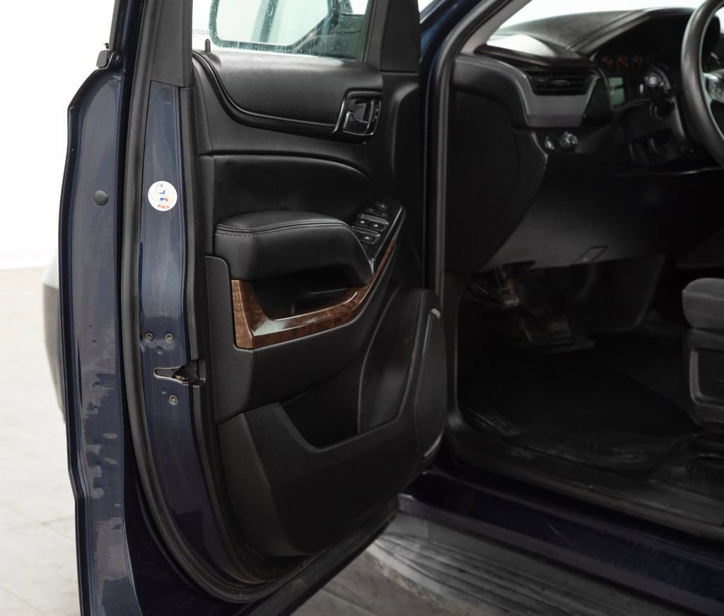 Used 2017 Chevrolet Tahoe 2WD image 6