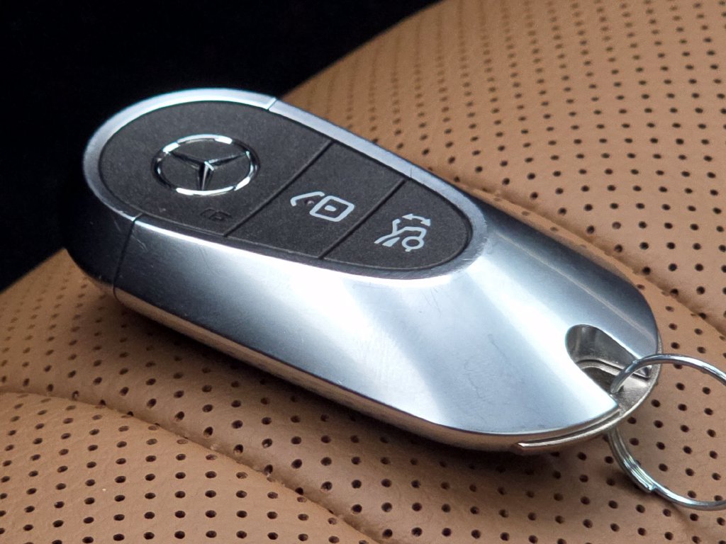 Certified 2026 Mercedes-Benz E 450 4MATIC Sedan image 40