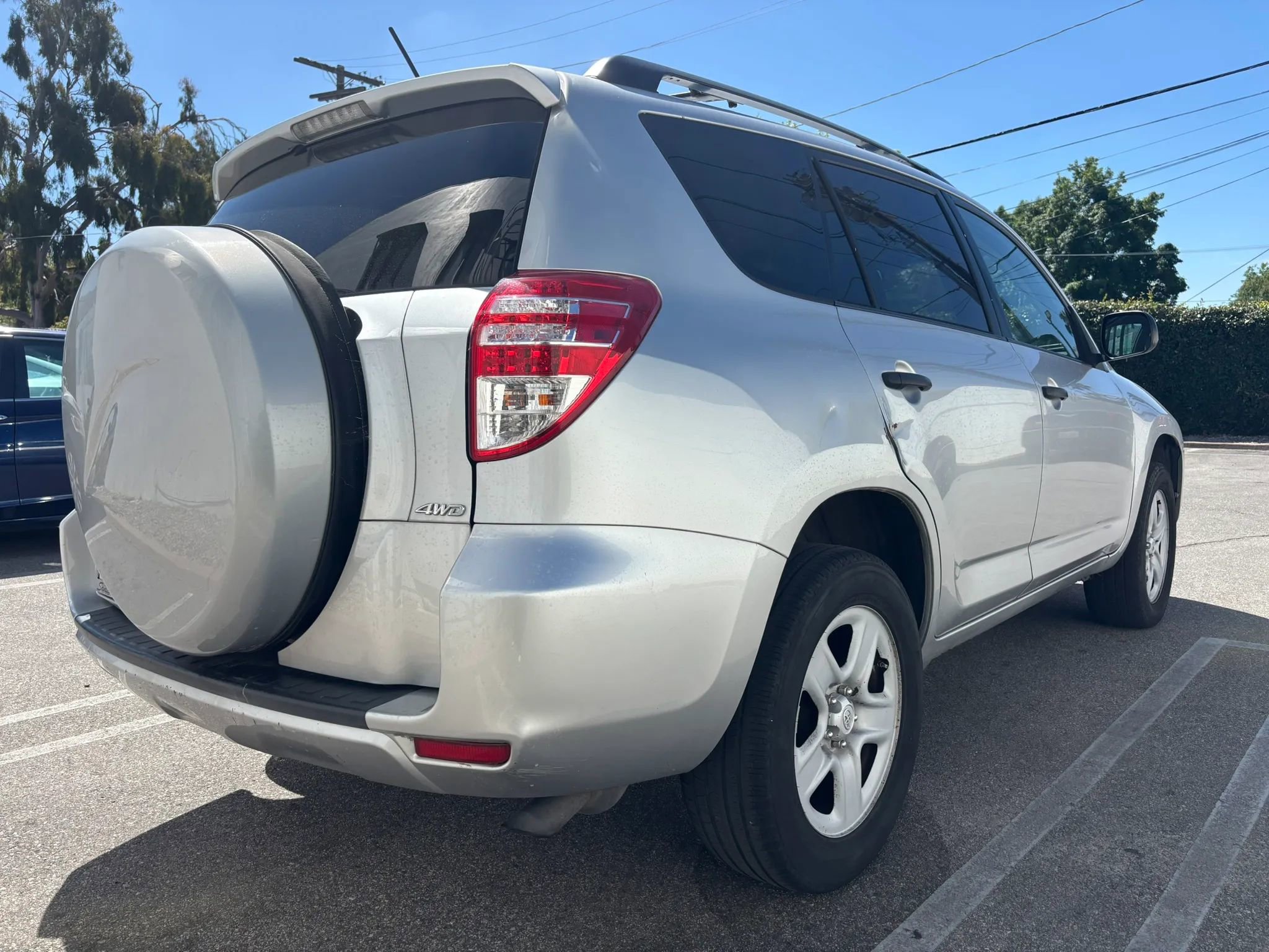 Used 2011 Toyota RAV4 4WD w/ Base L4 Extra Value Pkg image 14