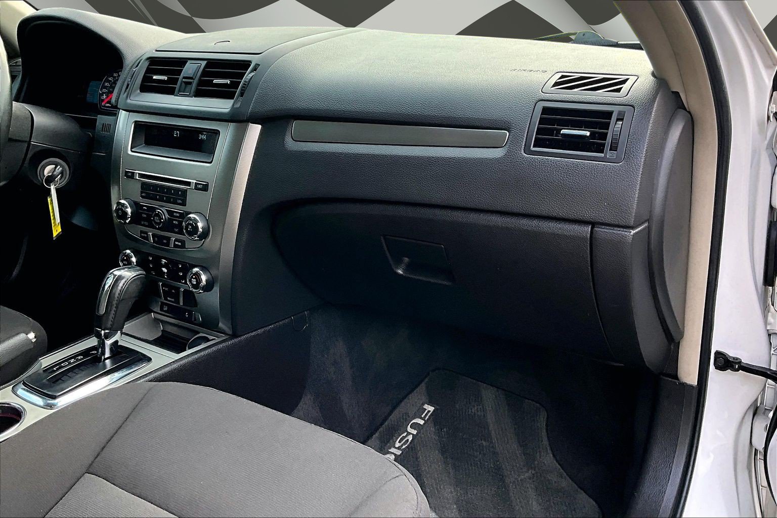 Used 2012 Ford Fusion Hybrid FWD image 16