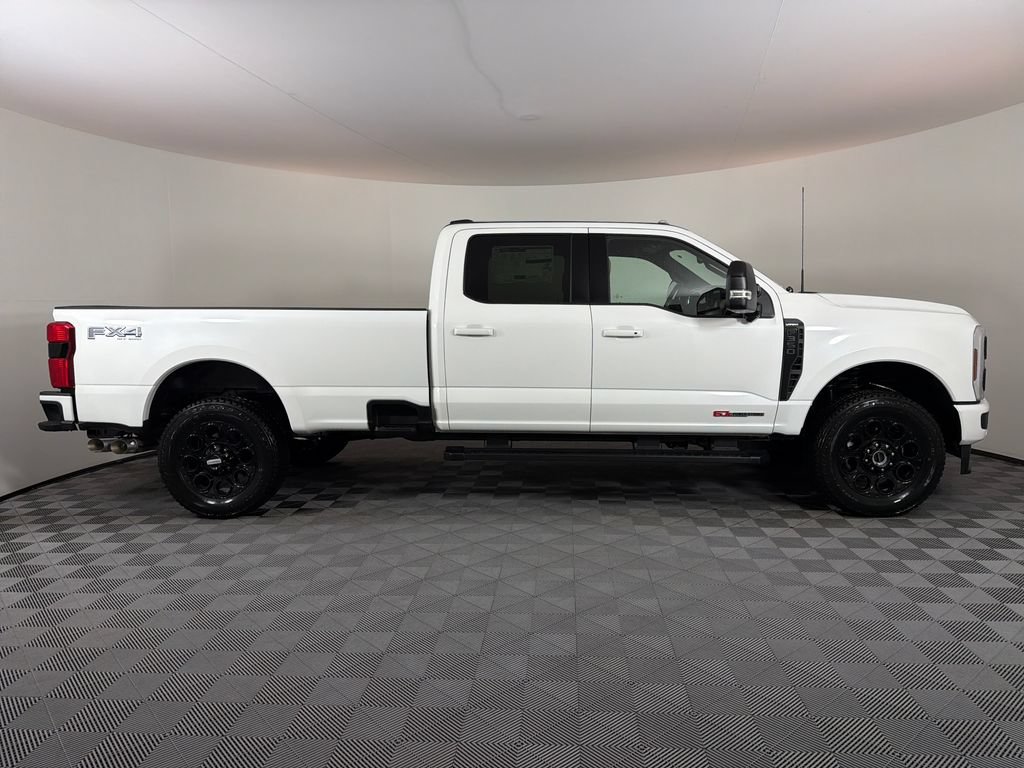 New 2026 Ford F350 Lariat w/ Black Appearance Package AWD/4WD image 2