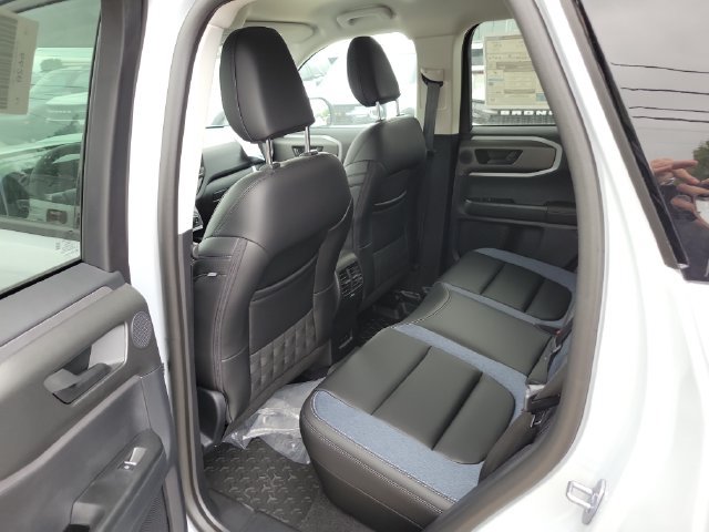New 2026 Ford Bronco Sport Outer Banks w/ Outer Banks Tech Package+ AWD/4WD image 12