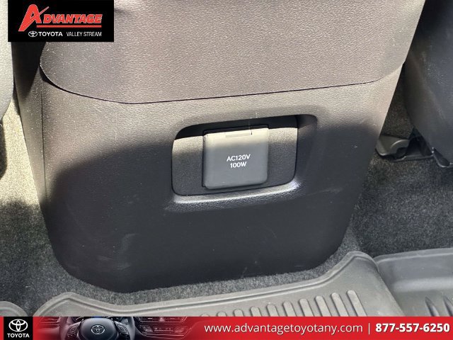 Certified 2026 Toyota Grand Highlander AWD image 18