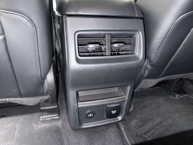 Used 2024 Ford Edge SEL w/ Convenience Package image 33