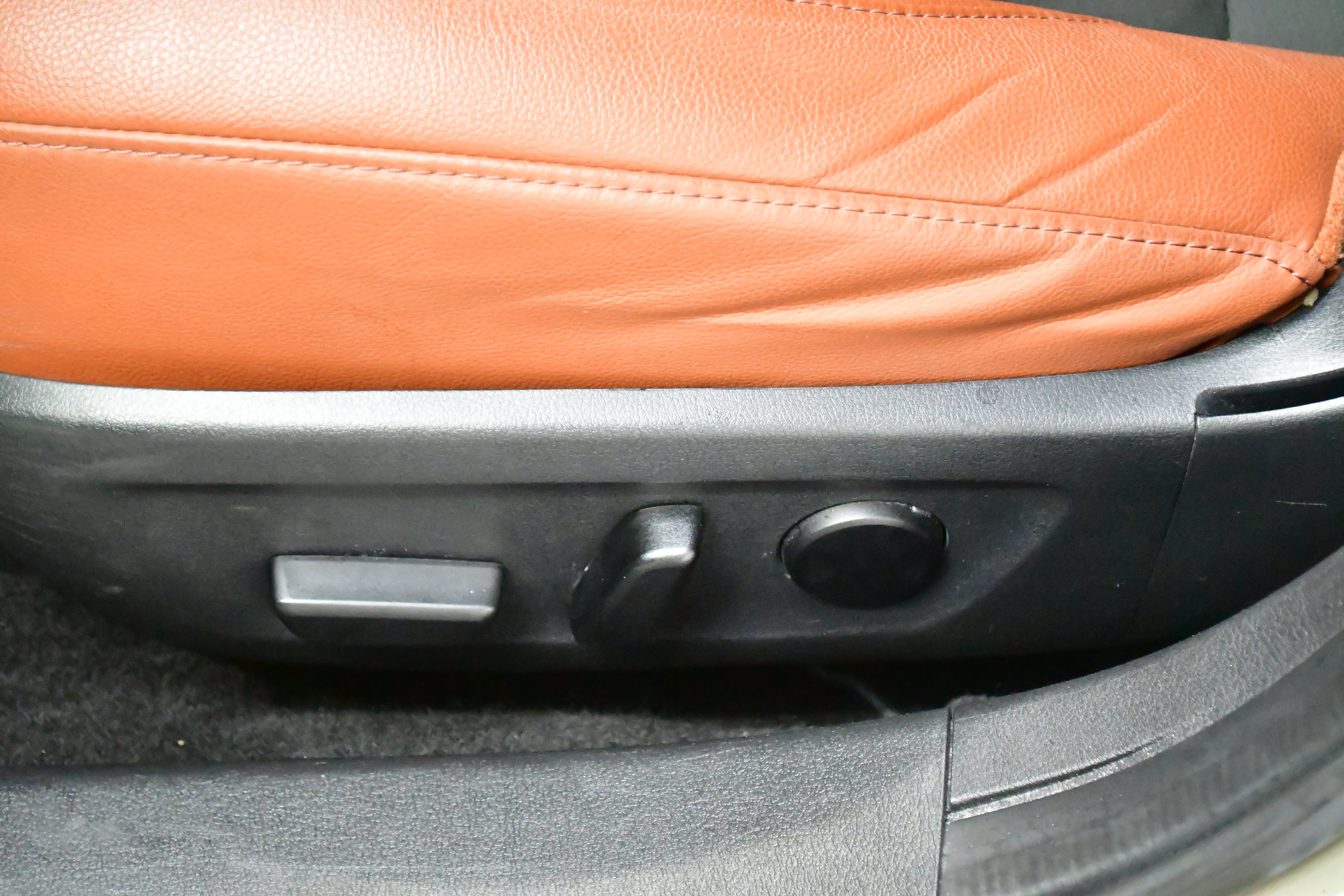 Used 2024 MAZDA MAZDA3 s image 23