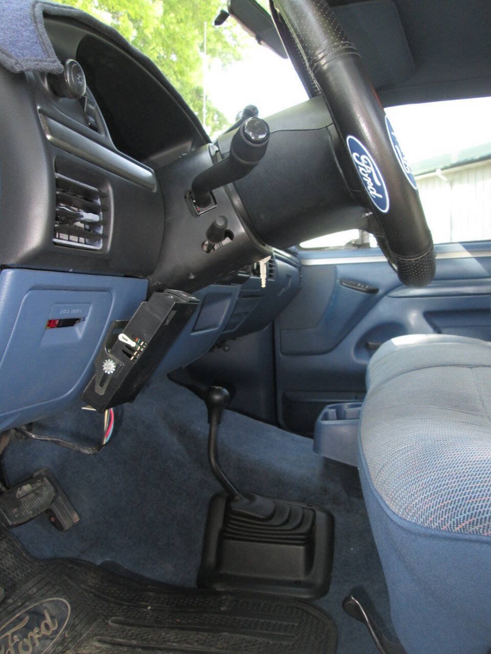 Used 1995 Ford F250 4x4 Regular Cab image 28
