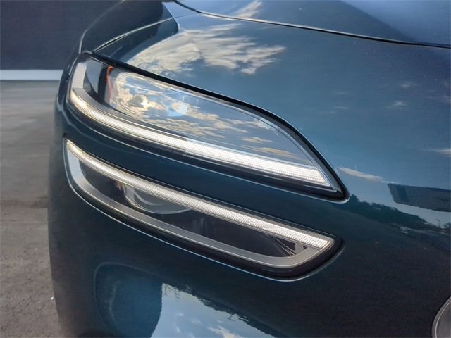 New 2025 Genesis G70 2.5T image 10