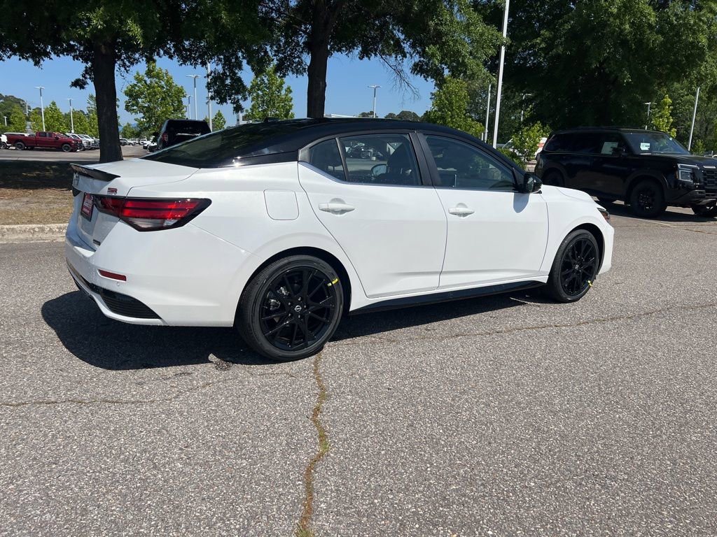 New 2025 Nissan Sentra SR w/ Midnight Edition image 4