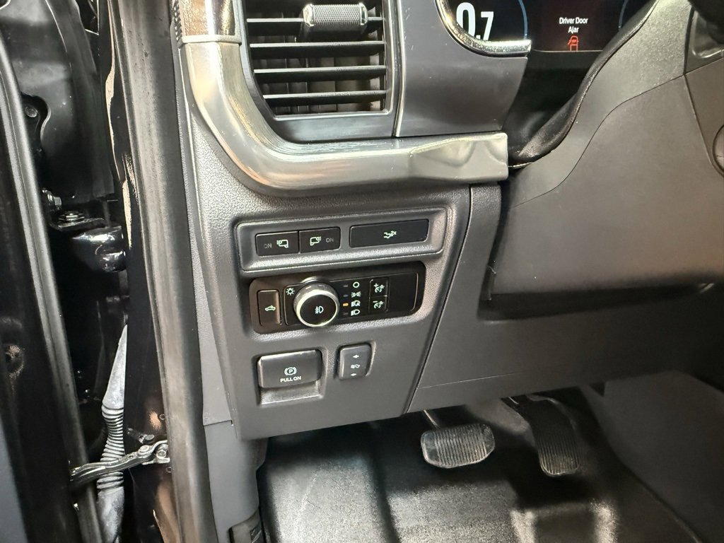 Used 2023 Ford F150 Lariat w/ Equipment Group 502A High image 25