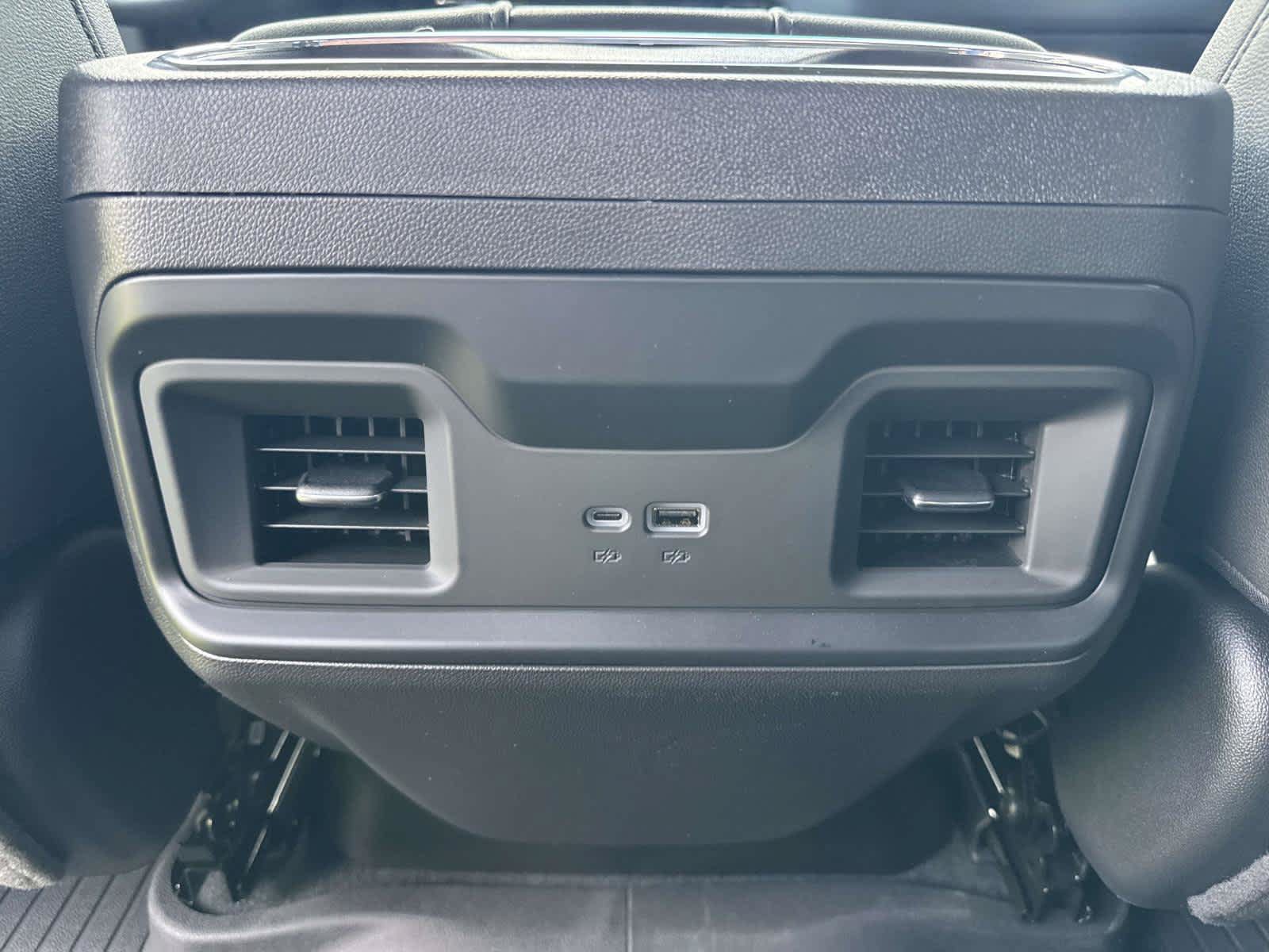 New 2026 Chevrolet Silverado 1500 LT Trail Boss w/ LT Trail Boss Premium Package AWD/4WD image 9