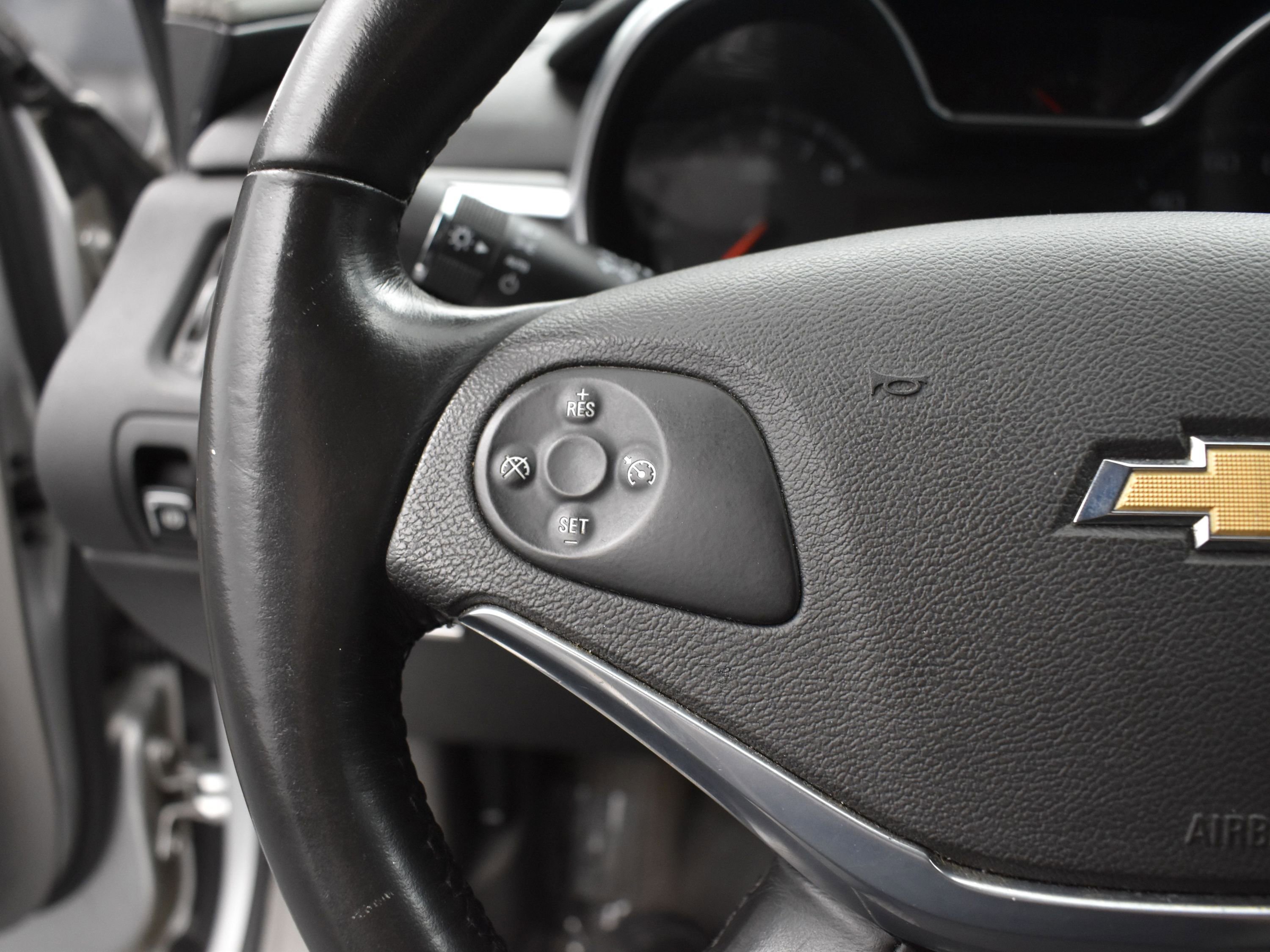 Used 2015 Chevrolet Impala LT image 6