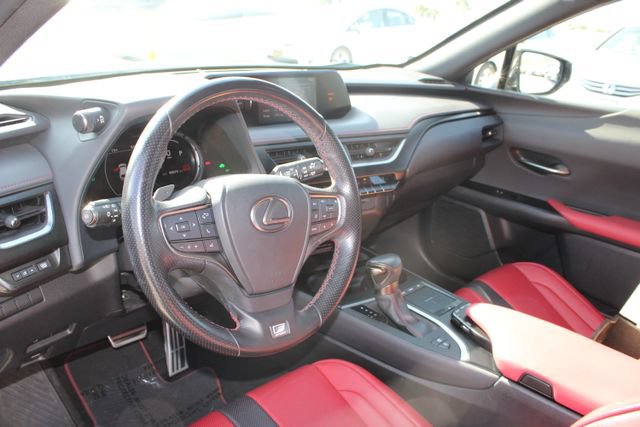 Used 2021 Lexus UX 250h F Sport AWD/4WD image 11