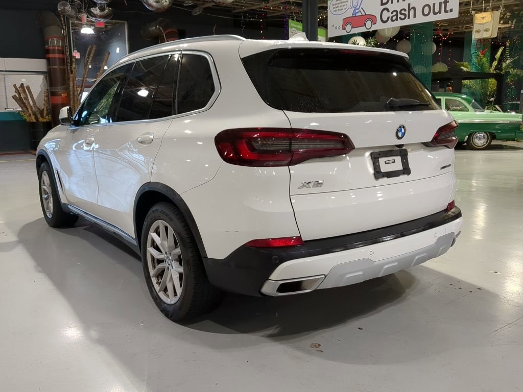 Used 2023 BMW X5 xDrive40i w/ Premium Package image 7