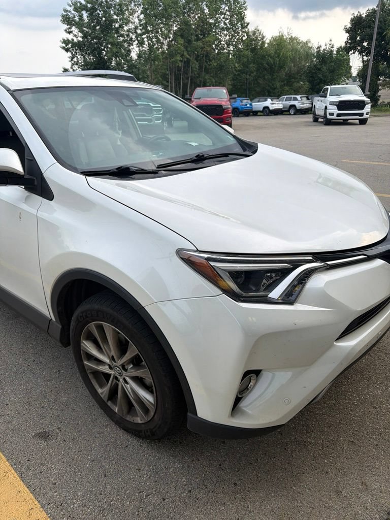 Used 2017 Toyota RAV4 Limited w/ Advanced Technology Package AWD/4WD image 7