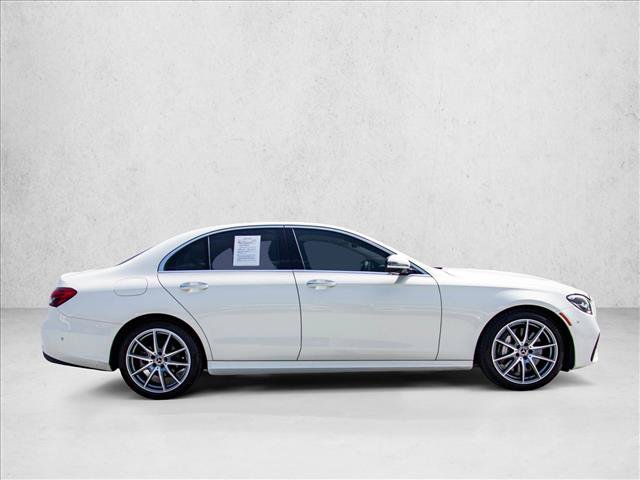 Certified 2022 Mercedes-Benz E 350 4MATIC Sedan image 4