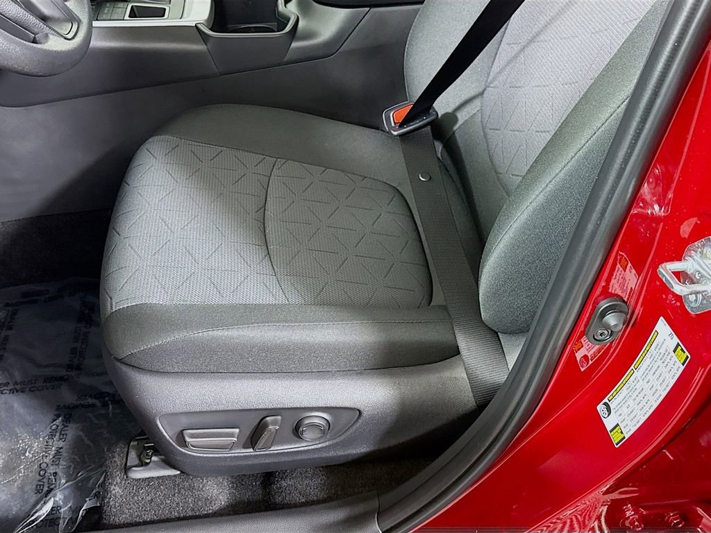 Certified 2025 Toyota RAV4 XLE image 23