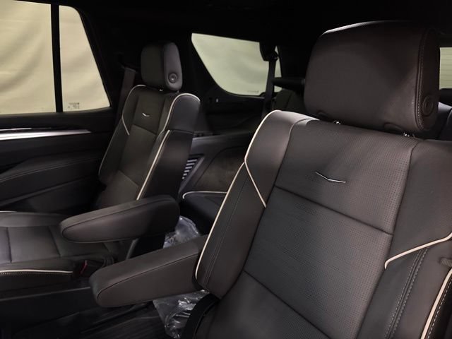 New 2026 Cadillac Escalade Sport w/ Touring Package AWD/4WD image 12