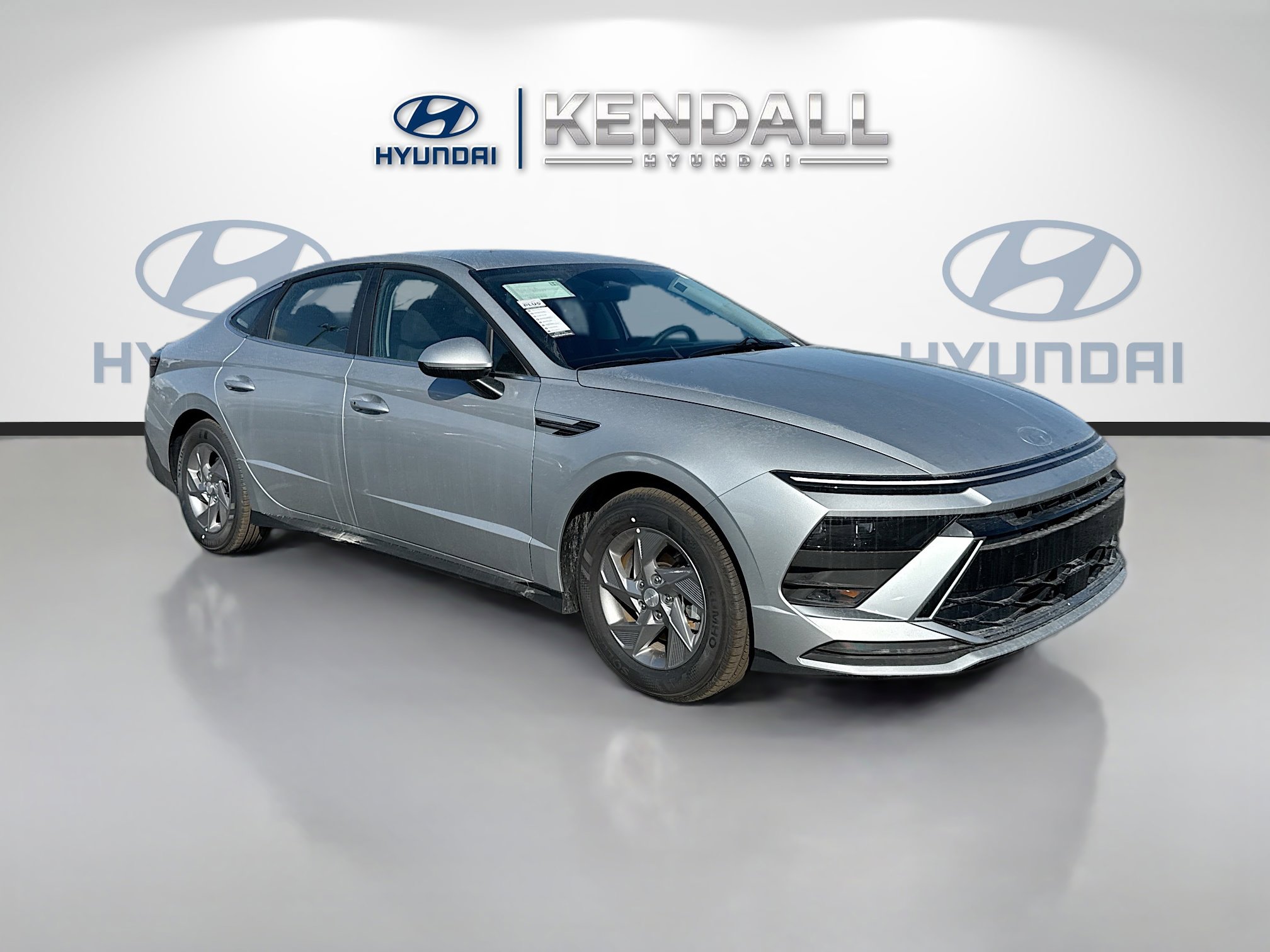 New 2026 Hyundai Sonata SE FWD image 1