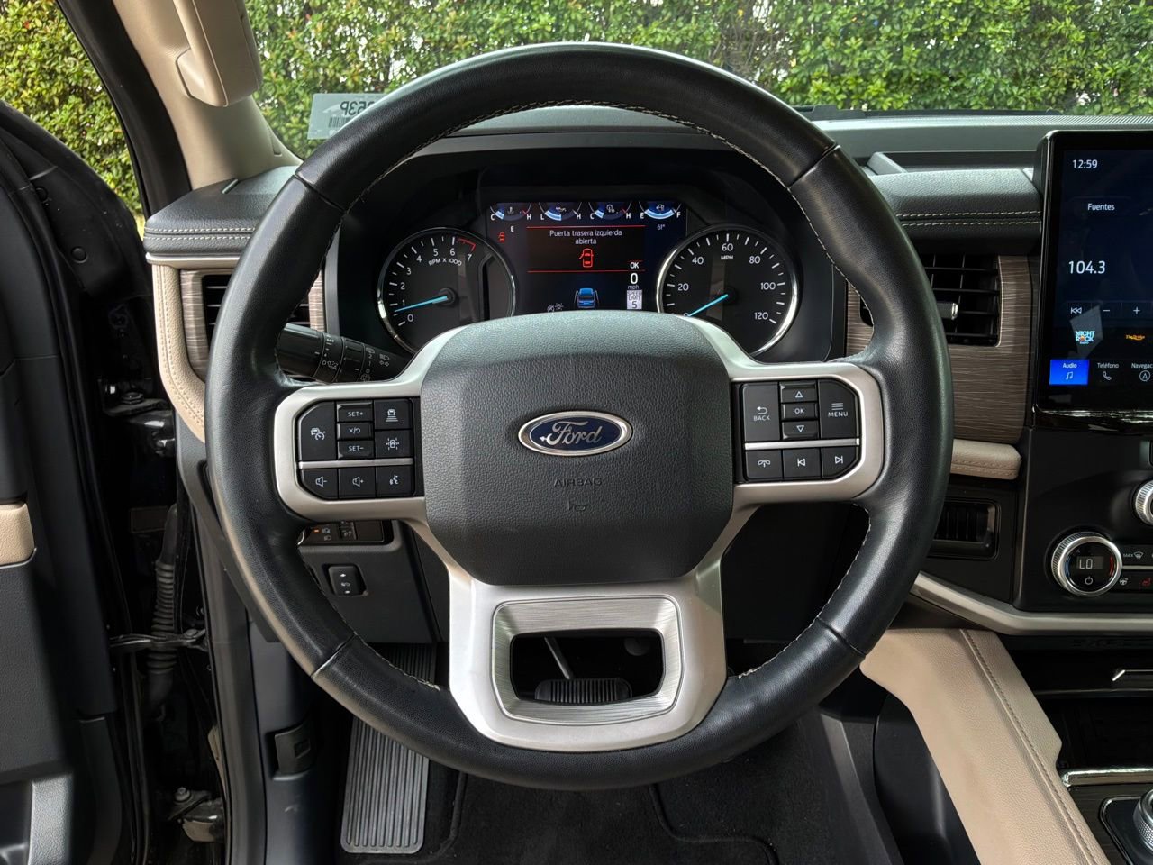 Used 2024 Ford Expedition Limited AWD/4WD image 15