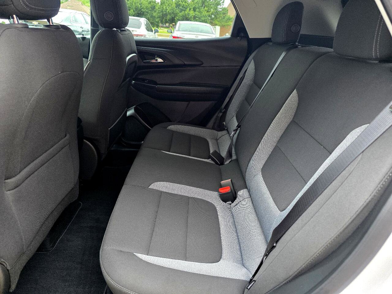 Used 2025 Chevrolet TrailBlazer LS w/ LS Convenience Package image 24
