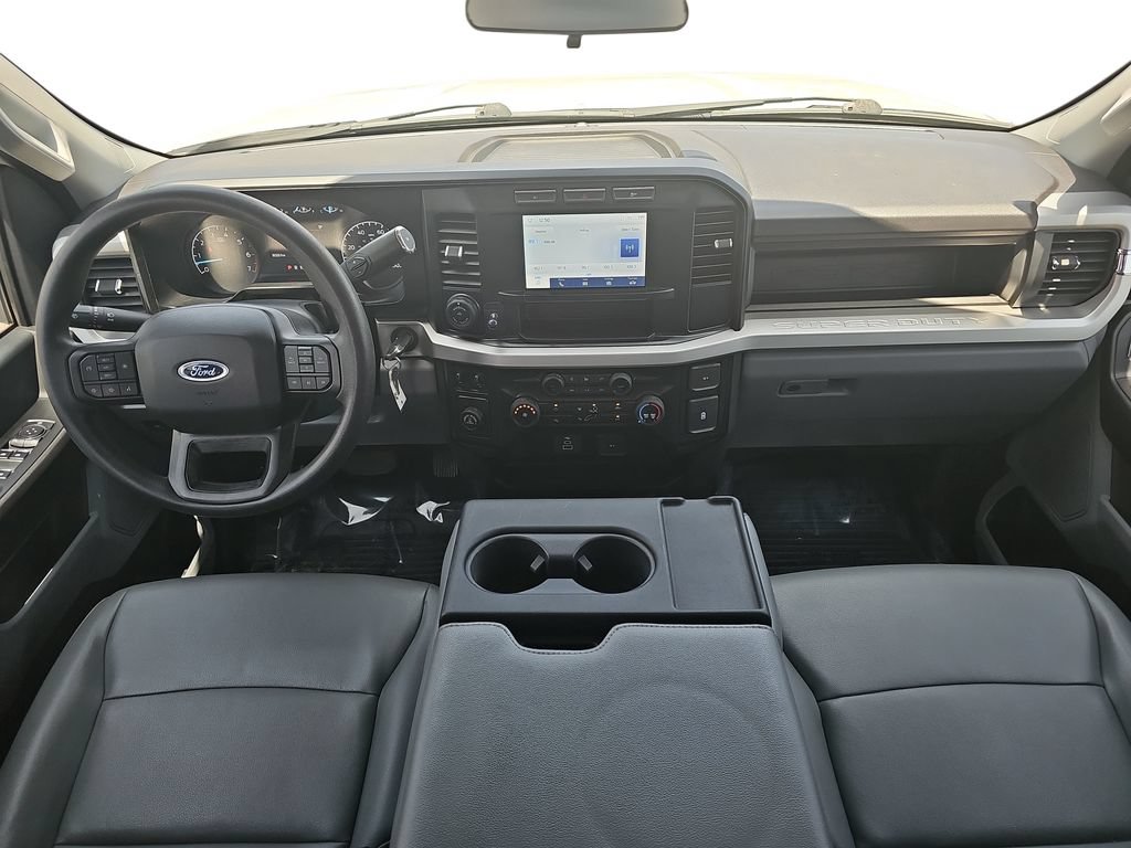 Used 2023 Ford F350 XL w/ 360-Degree Camera Package RWD image 9