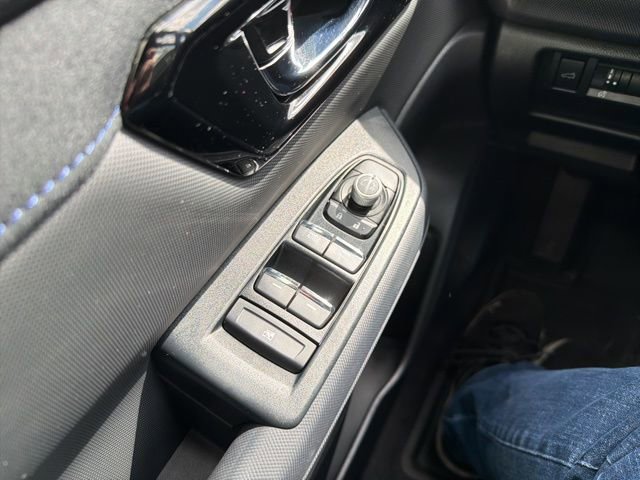 Used 2025 Subaru Forester Limited w/ Popular Package #1 AWD/4WD image 15