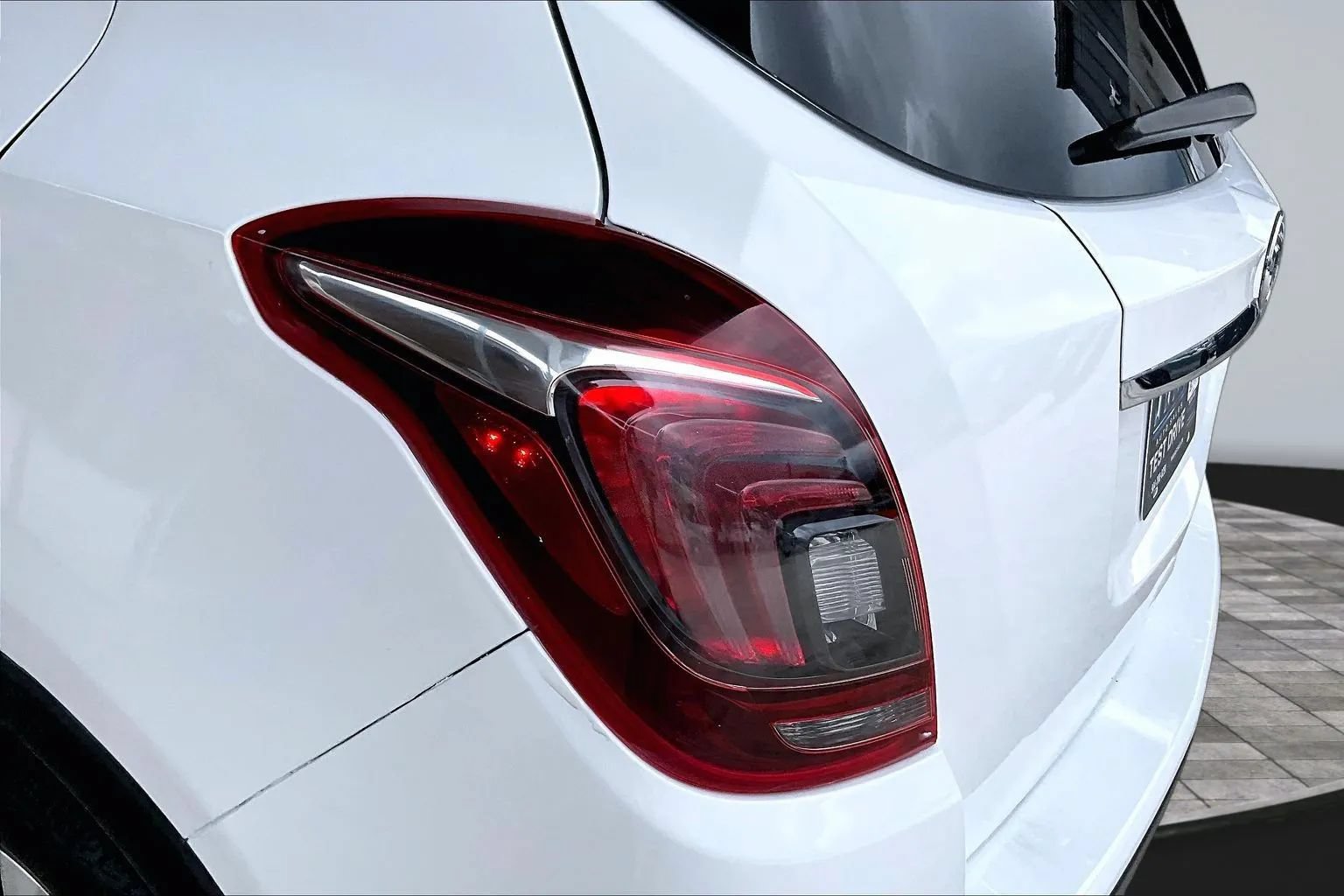 Used 2022 Buick Encore Preferred w/ Safety Package FWD image 20