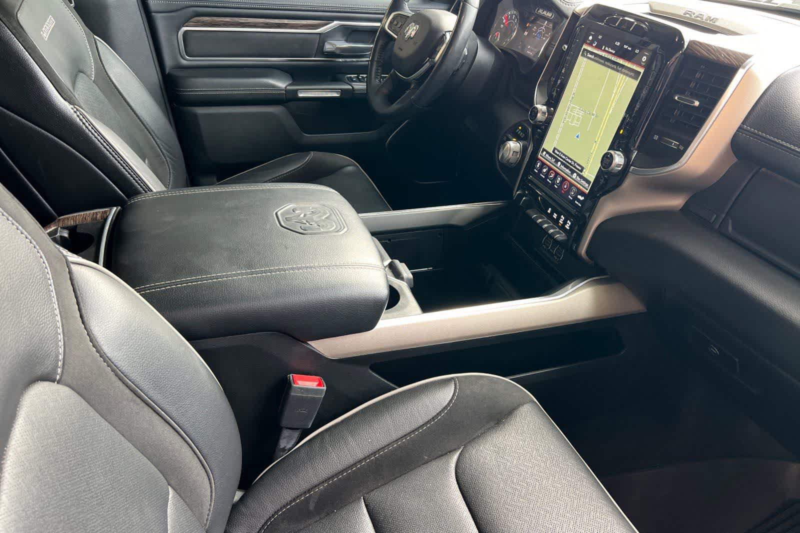 Used 2020 RAM 1500 Laramie AWD/4WD image 17