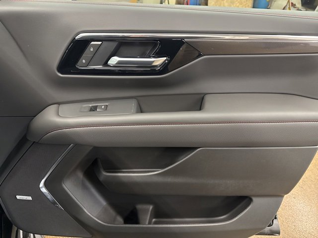 New 2026 Chevrolet Suburban RST w/ RST Capability Package image 26