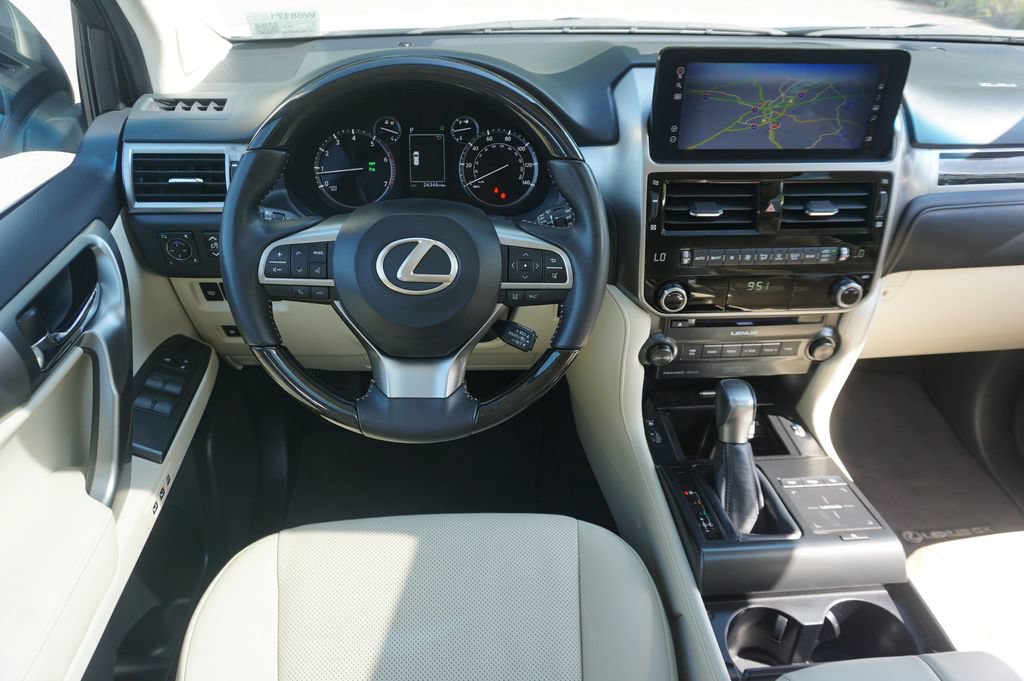 Used 2023 Lexus GX 460 Premium w/ Premium Plus Package AWD/4WD image 6