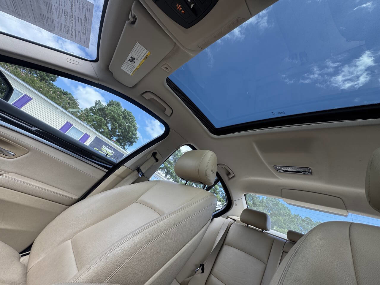 Used 2014 BMW 528i xDrive 528i xDrive AWD 4dr Sedan image 15