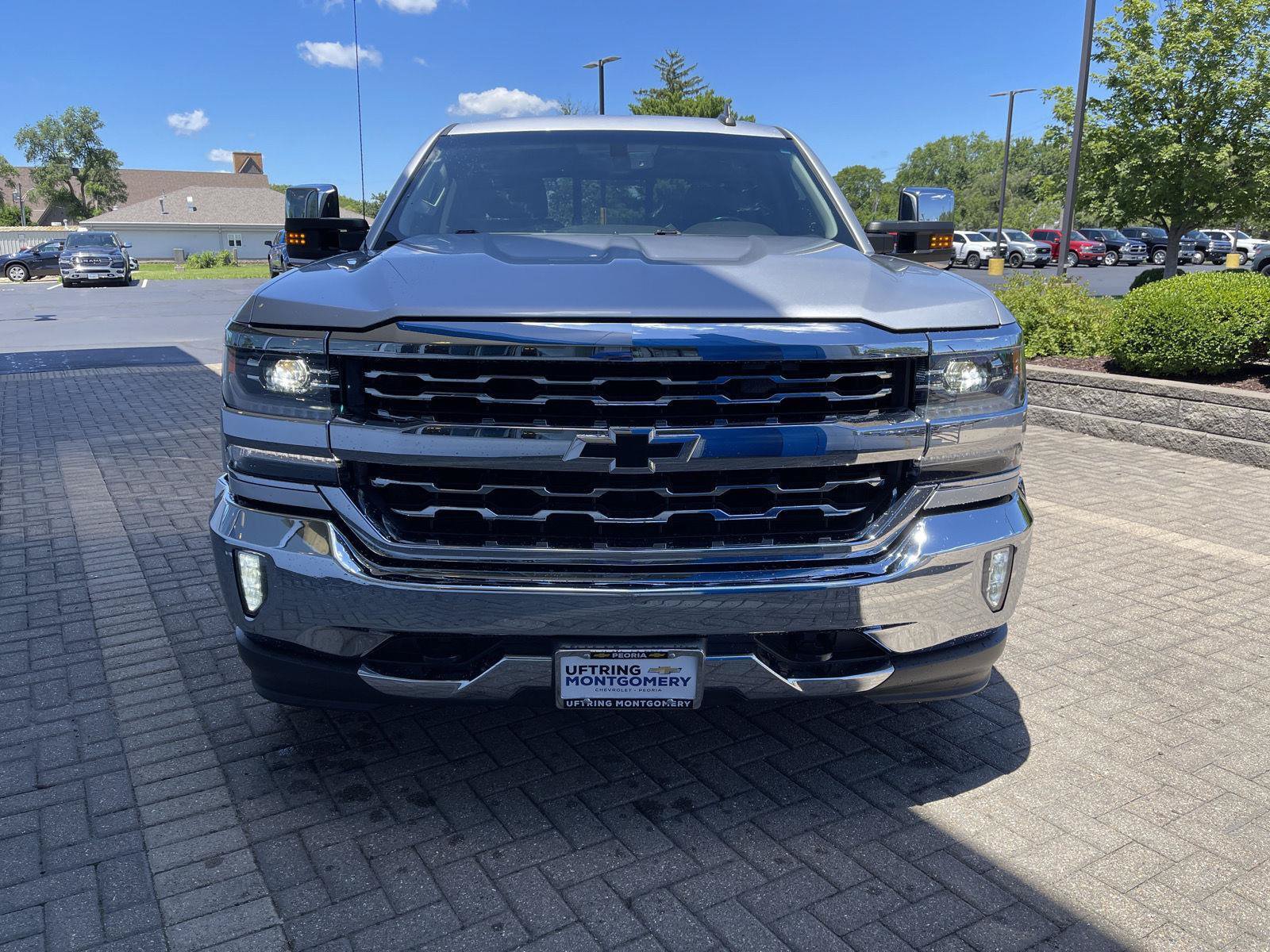 Used 2018 Chevrolet Silverado 1500 LTZ w/ Max Trailering Package AWD/4WD image 8