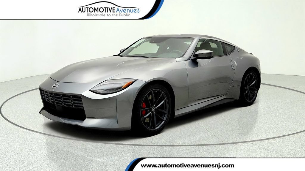 Used 2025 Nissan Z Performance w/ Floor Mat Package RWD image 1
