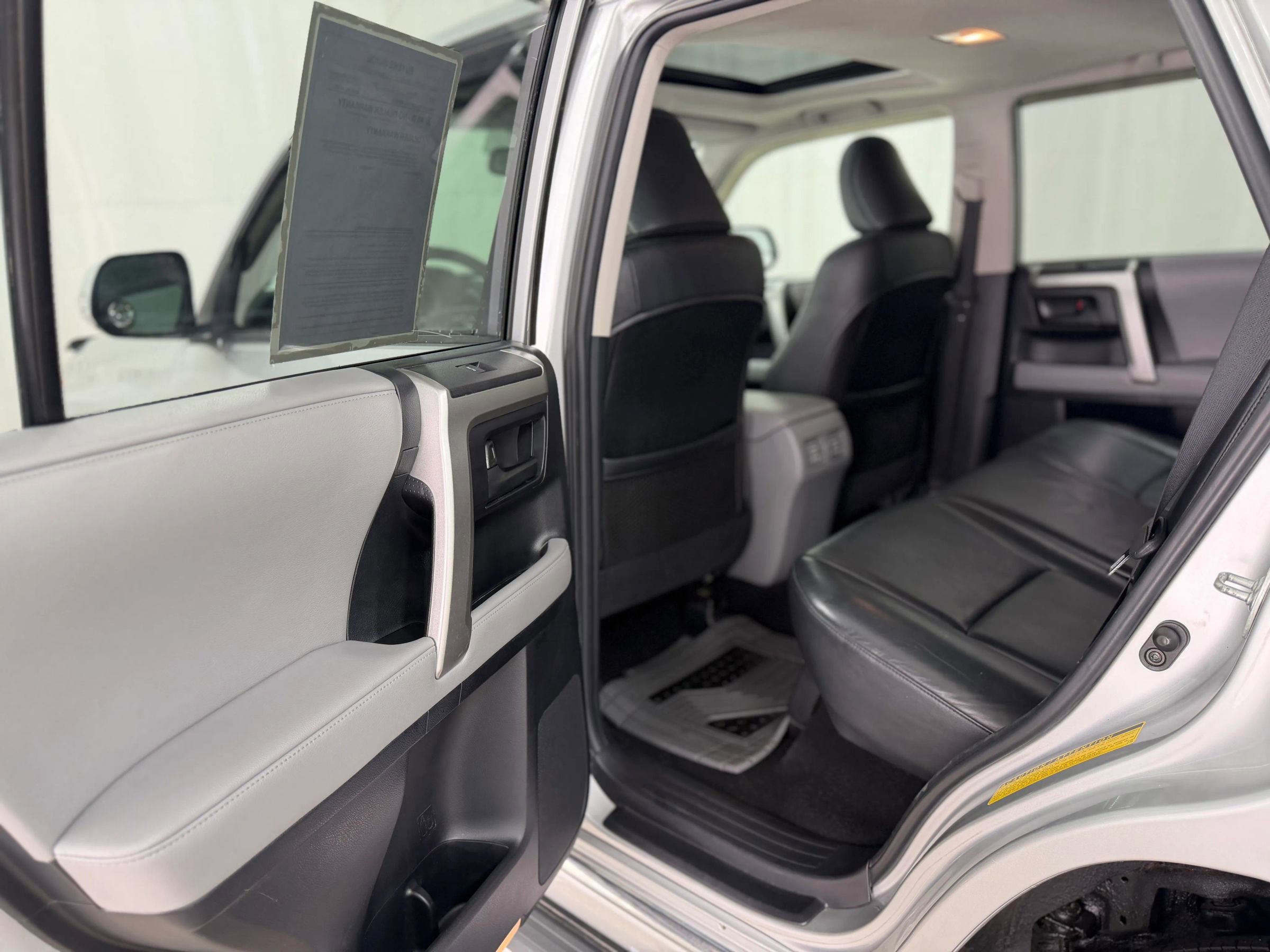 Used 2010 Toyota 4Runner SR5 image 33