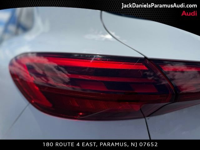 Used 2025 Audi Q5 Premium w/ Convenience Package AWD/4WD image 12