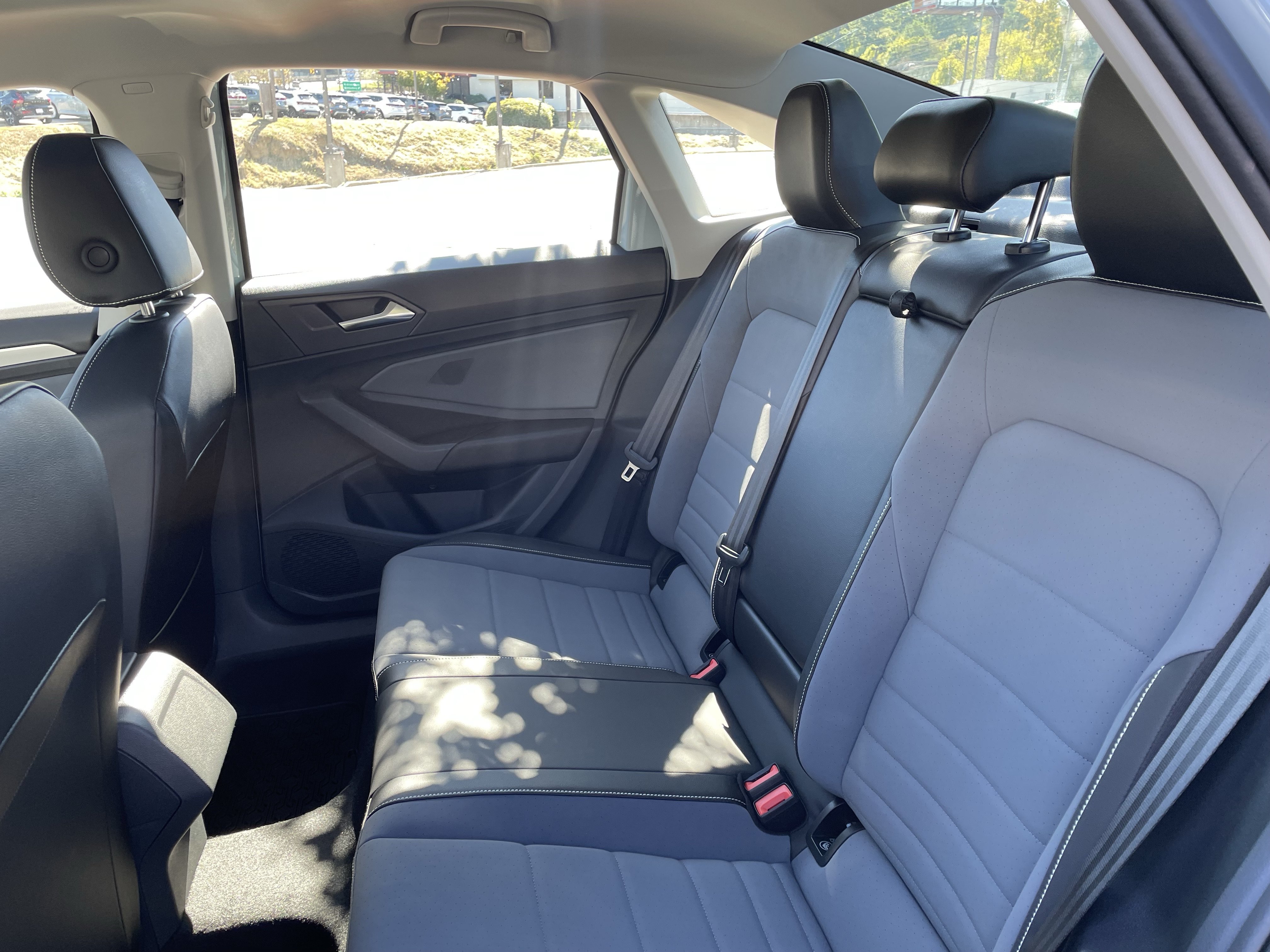 New 2026 Volkswagen Jetta SE FWD image 11