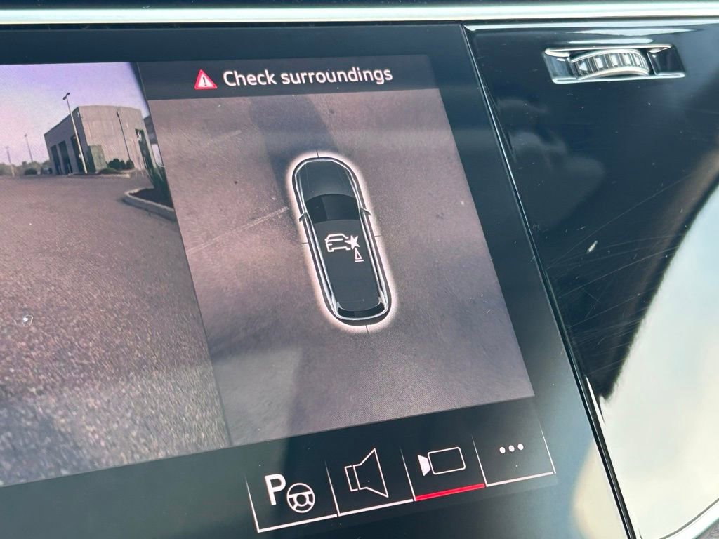 Used 2025 Audi Q7 3.0T Prestige image 34