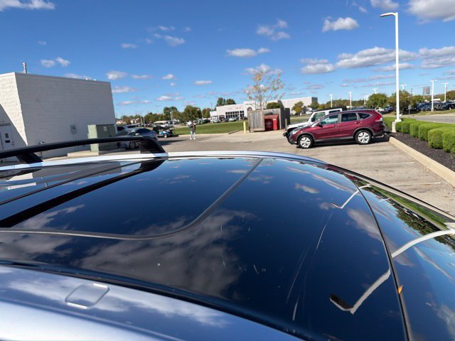 Used 2018 Toyota Highlander Limited AWD/4WD image 4