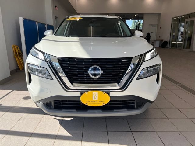 Used 2022 Nissan Rogue SV AWD/4WD image 2