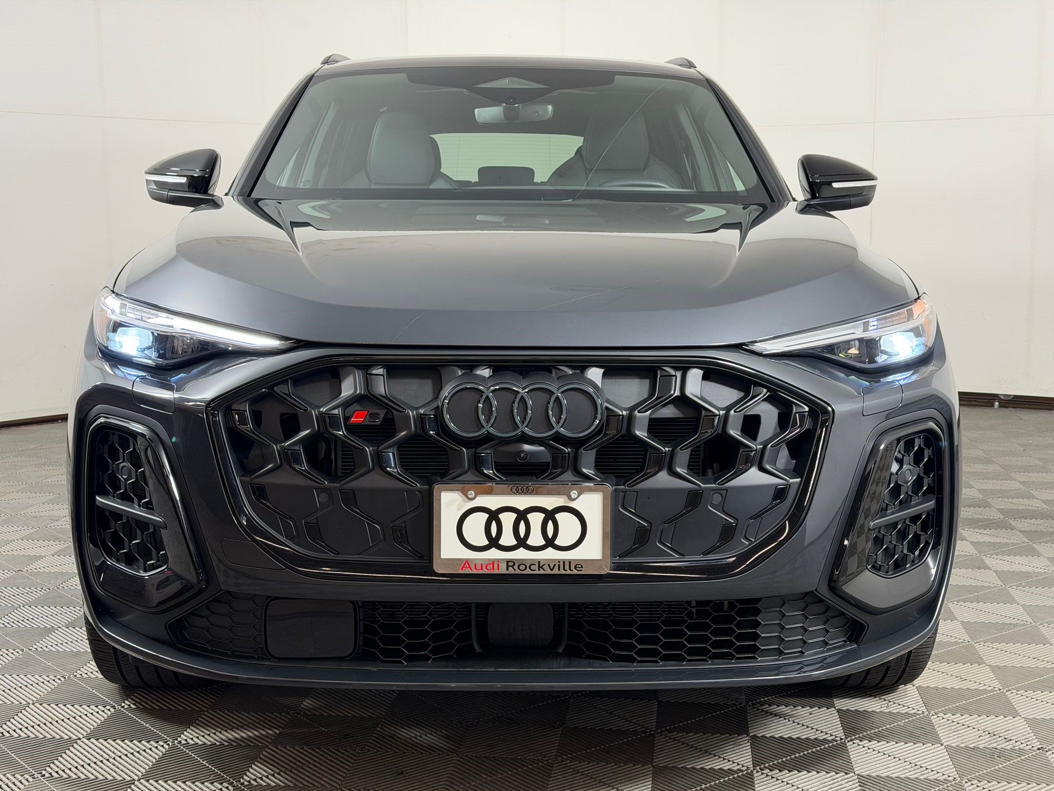 Certified 2025 Audi SQ5 Premium Plus w/ Premium Plus Package AWD/4WD image 6