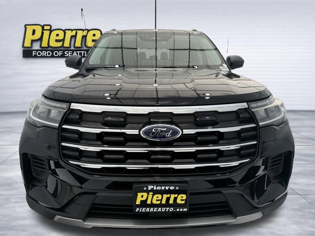 New 2025 Ford Explorer Active image 8
