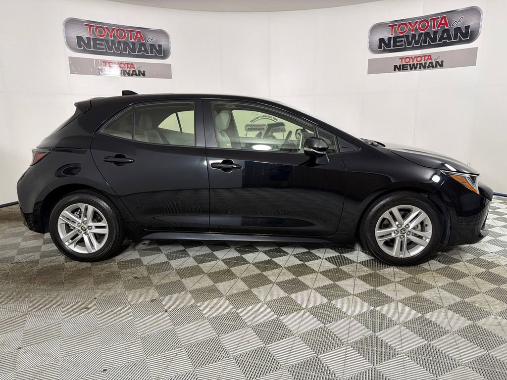 Used 2021 Toyota Corolla SE image 2